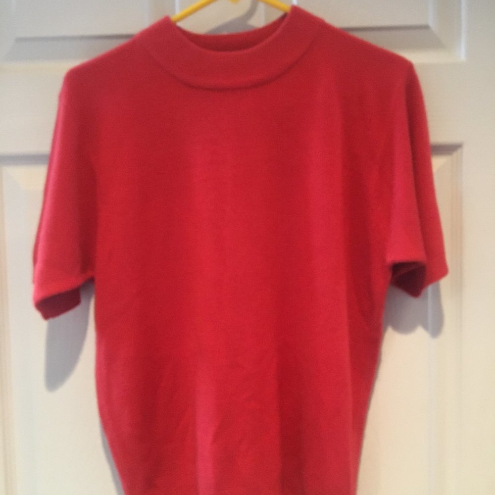 Sag Harbor Red Mock Neck Short Sleeve Sweater - Size Small